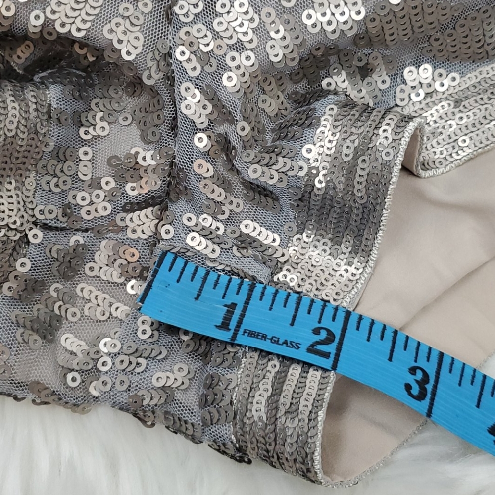 Saylor mishandled Platinum sequins romper women long sleeve size XS - Picture 6 of 9